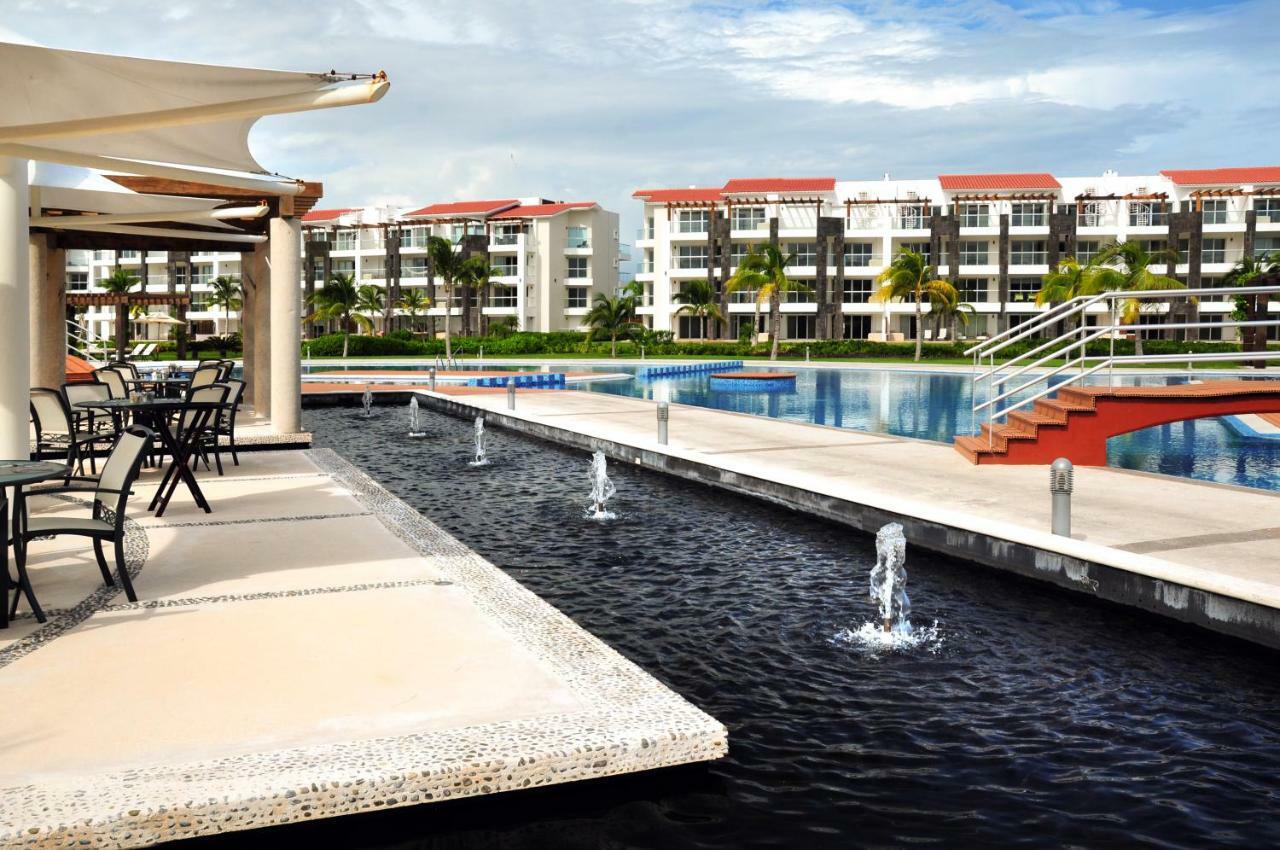 Mareazul Beach Front Resort Playa Del Carmen Exteriör bild
