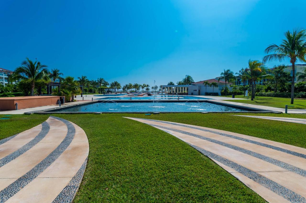 Mareazul Beach Front Resort Playa Del Carmen Exteriör bild